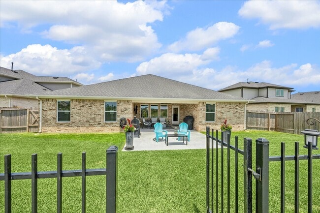 Building Photo - 3335 Kendleshire Ln