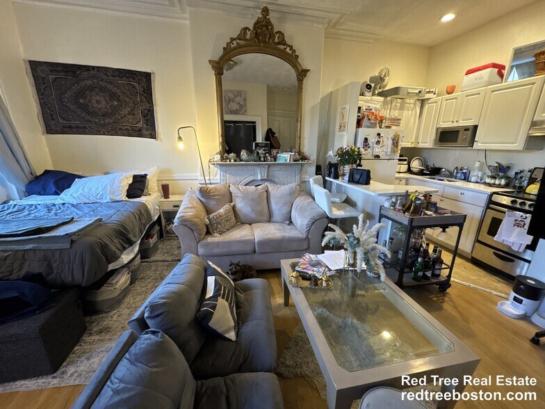 Building Photo - 554 Massachusetts Ave