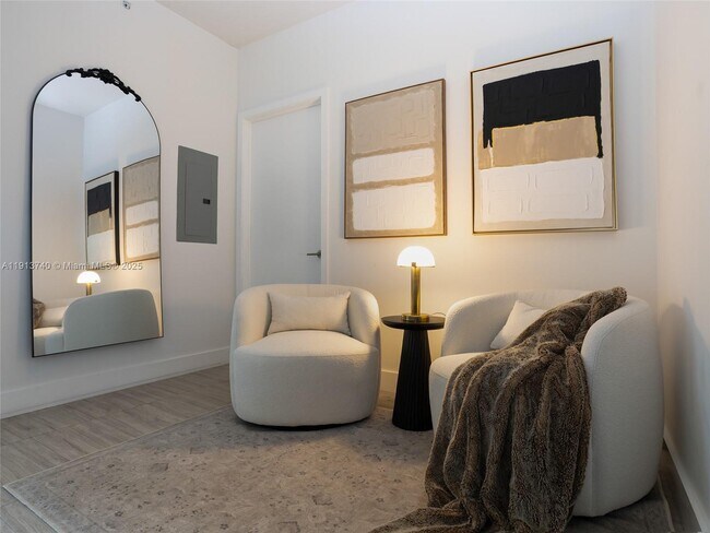 Building Photo - 2900 NE 7th Ave