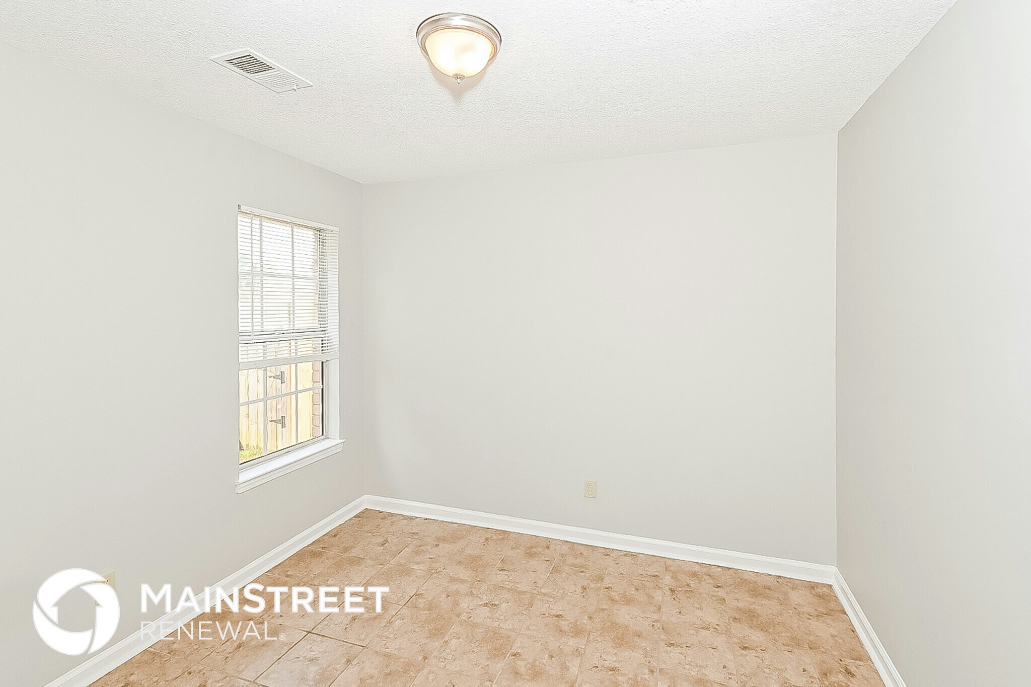 Building Photo - 7123 Hampton Dr