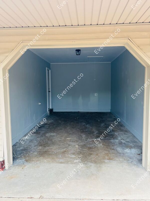 Building Photo - 8474 Charleston Dr
