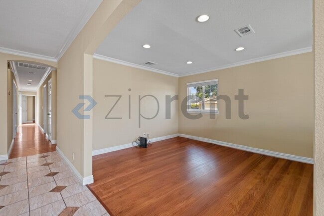 Building Photo - 3019 Paine Ct