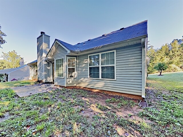 Building Photo - 5147 Scenic View Rd