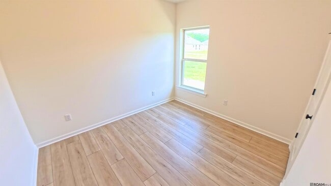 Building Photo - 25699 Raines Ave