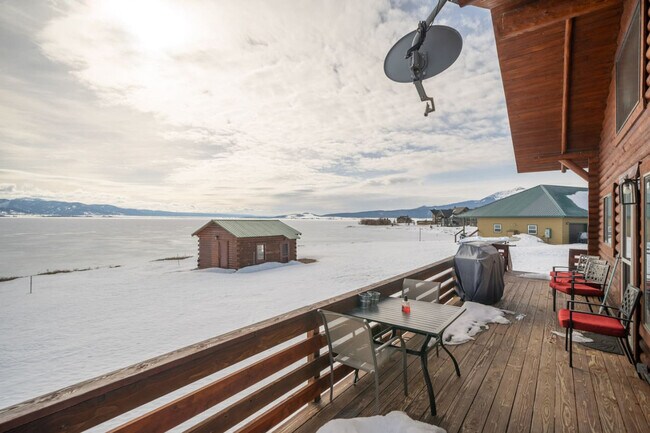 Building Photo - 5406 Henrys Lake Rd