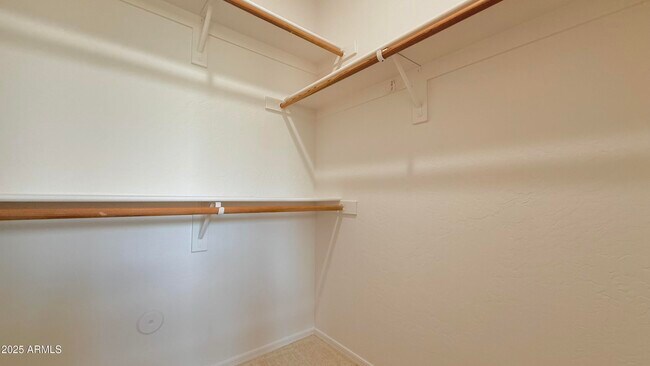Building Photo - 3316 E Kingbird Pl
