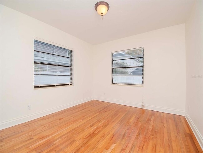 Building Photo - 2607 W Jetton Ave