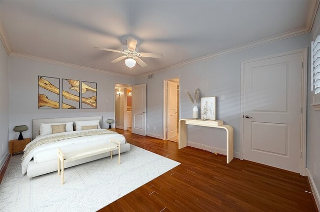 Building Photo - 12967 Trail Hollow Dr