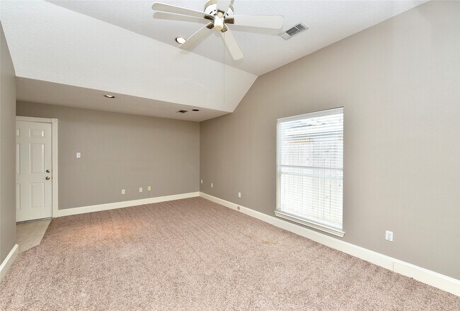 Building Photo - 5830 Hornwood Dr