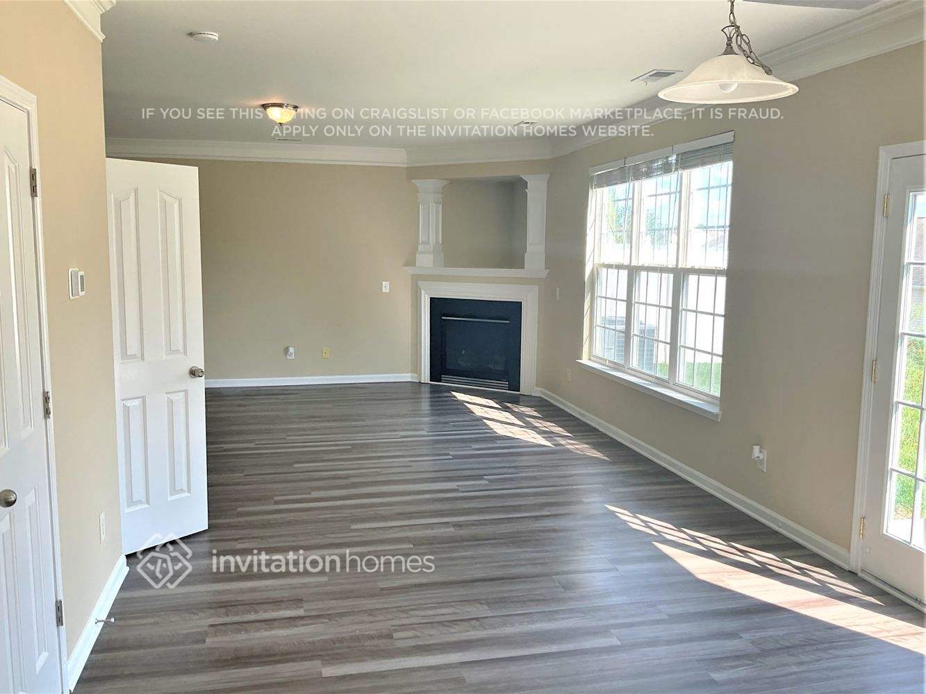 Building Photo - 849 Hedgepath Terrace