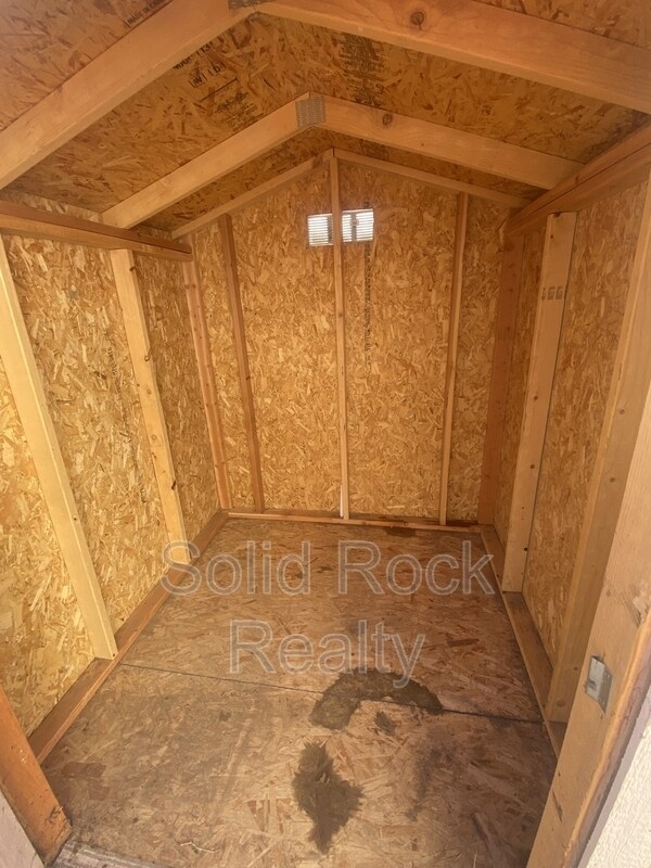 Building Photo - 1027 Westmoreland Rd