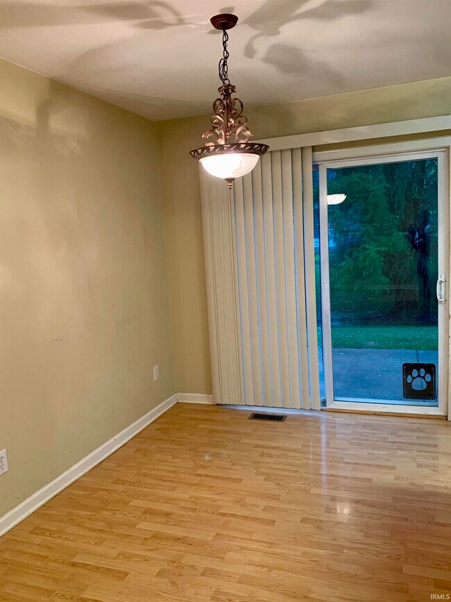 Building Photo - 3882 Claybridge Dr