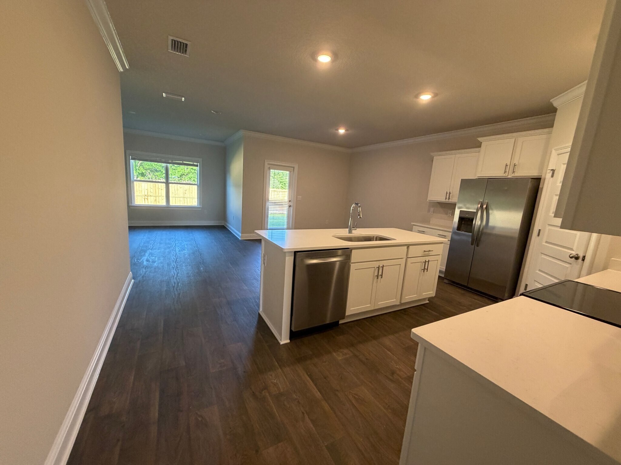 Building Photo - 14902 Dalton Cir