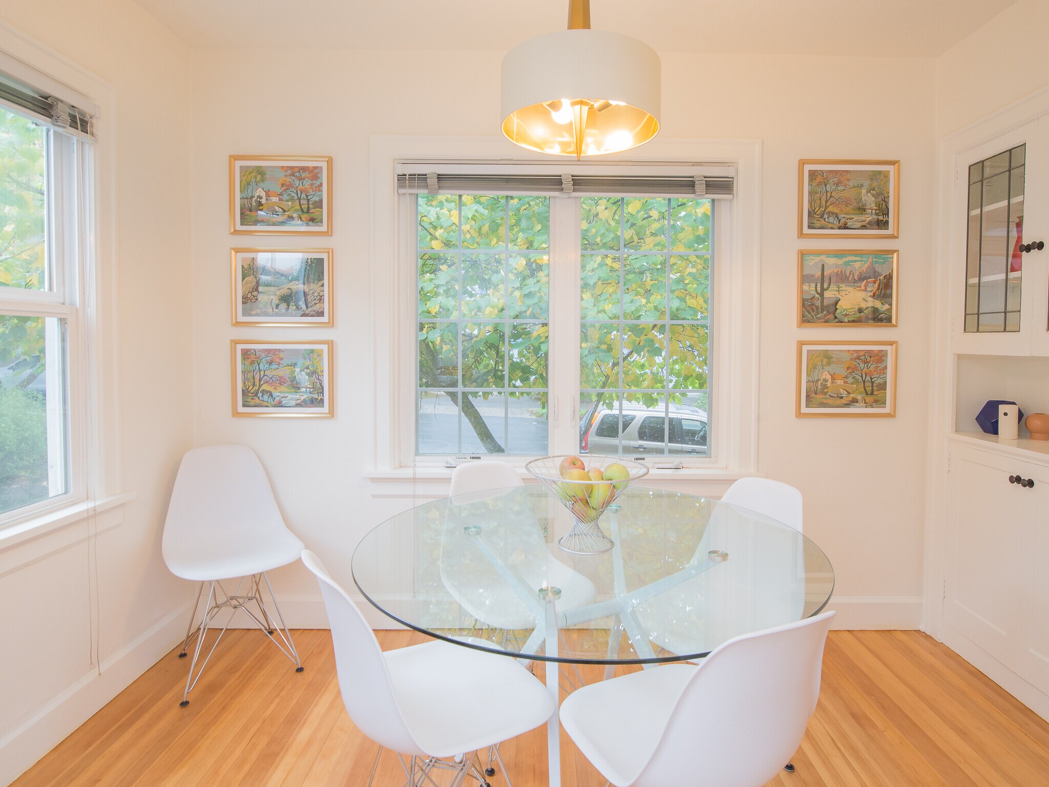 Building Photo - 2323 SE Pine St