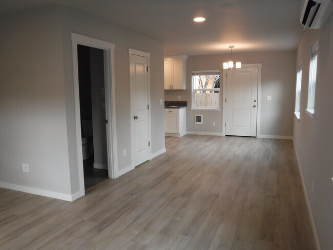 Building Photo - 5295 Chehalis Dr N