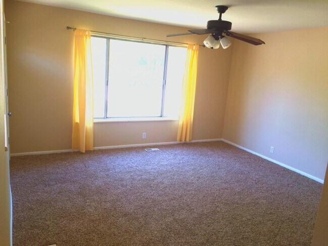 Building Photo - 445 S 600 E