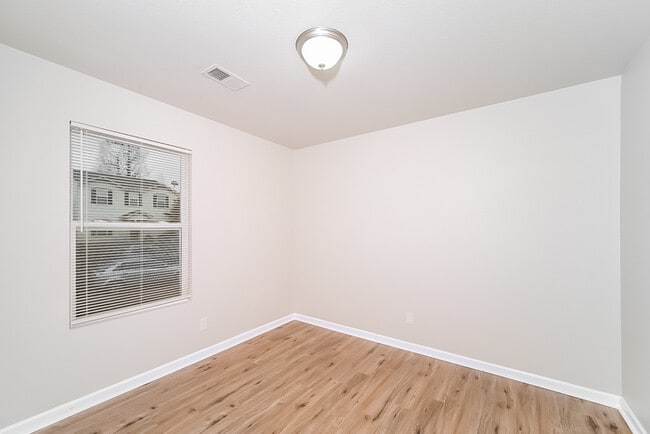 Building Photo - 16765 Wellhouse Dr
