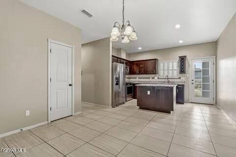 Building Photo - 456 Prime Desert Dr