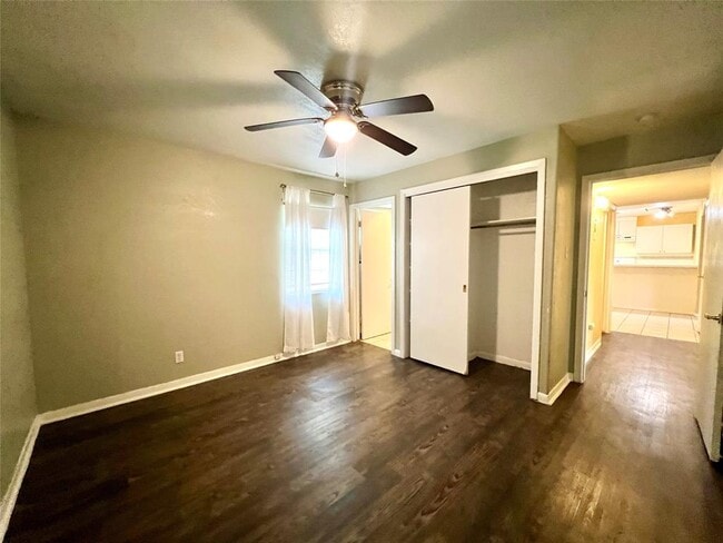 Building Photo - 401 Philco Dr