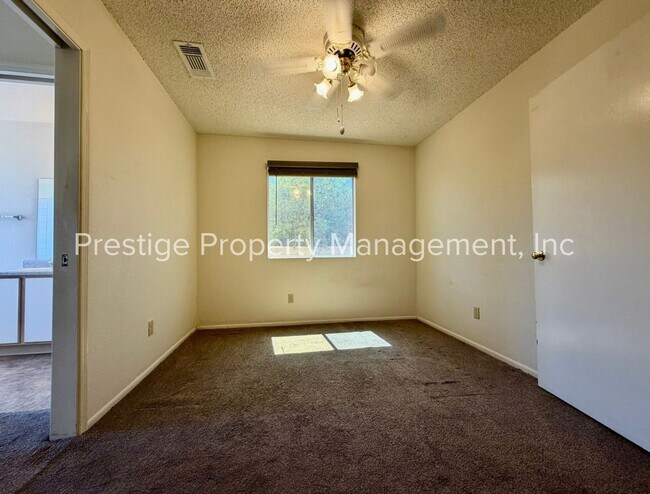 Building Photo - 9660 E Azuma Way