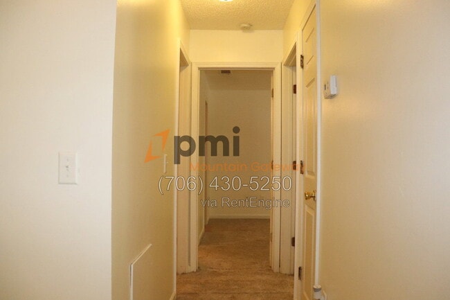 Building Photo - 48 Primrose Dr