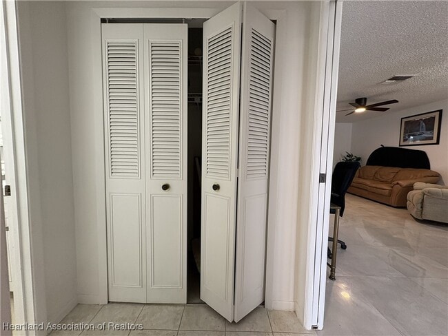 Building Photo - 4722 Granada Blvd