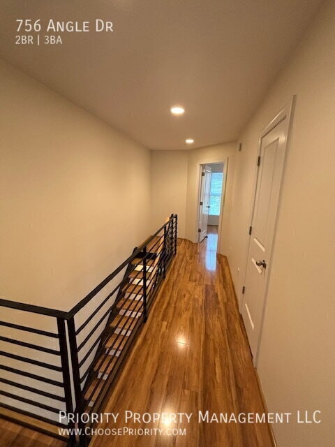 Building Photo - 756 Angle Dr