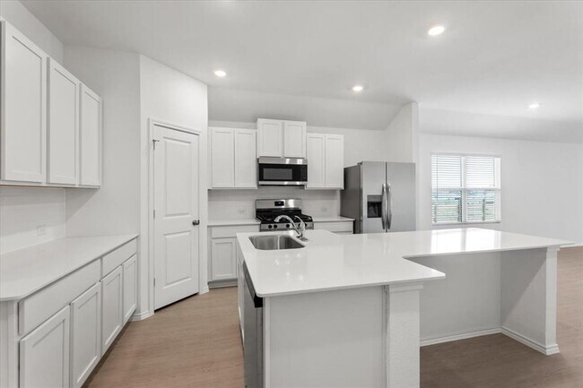 Building Photo - 316 Keefer