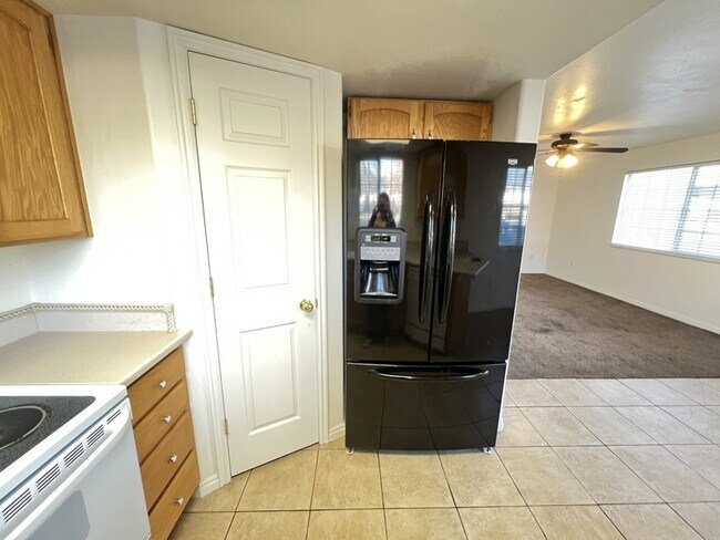 Building Photo - 1023 W 1360 S