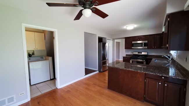 Building Photo - 2610 Arrowwood Ln