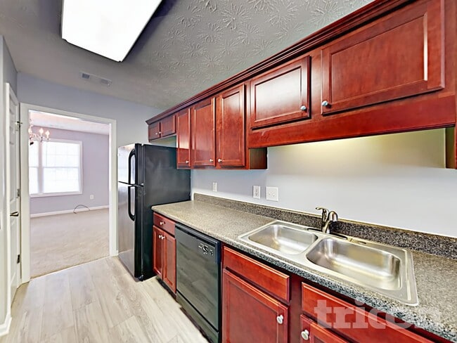 Building Photo - 1710 Meadow Trace