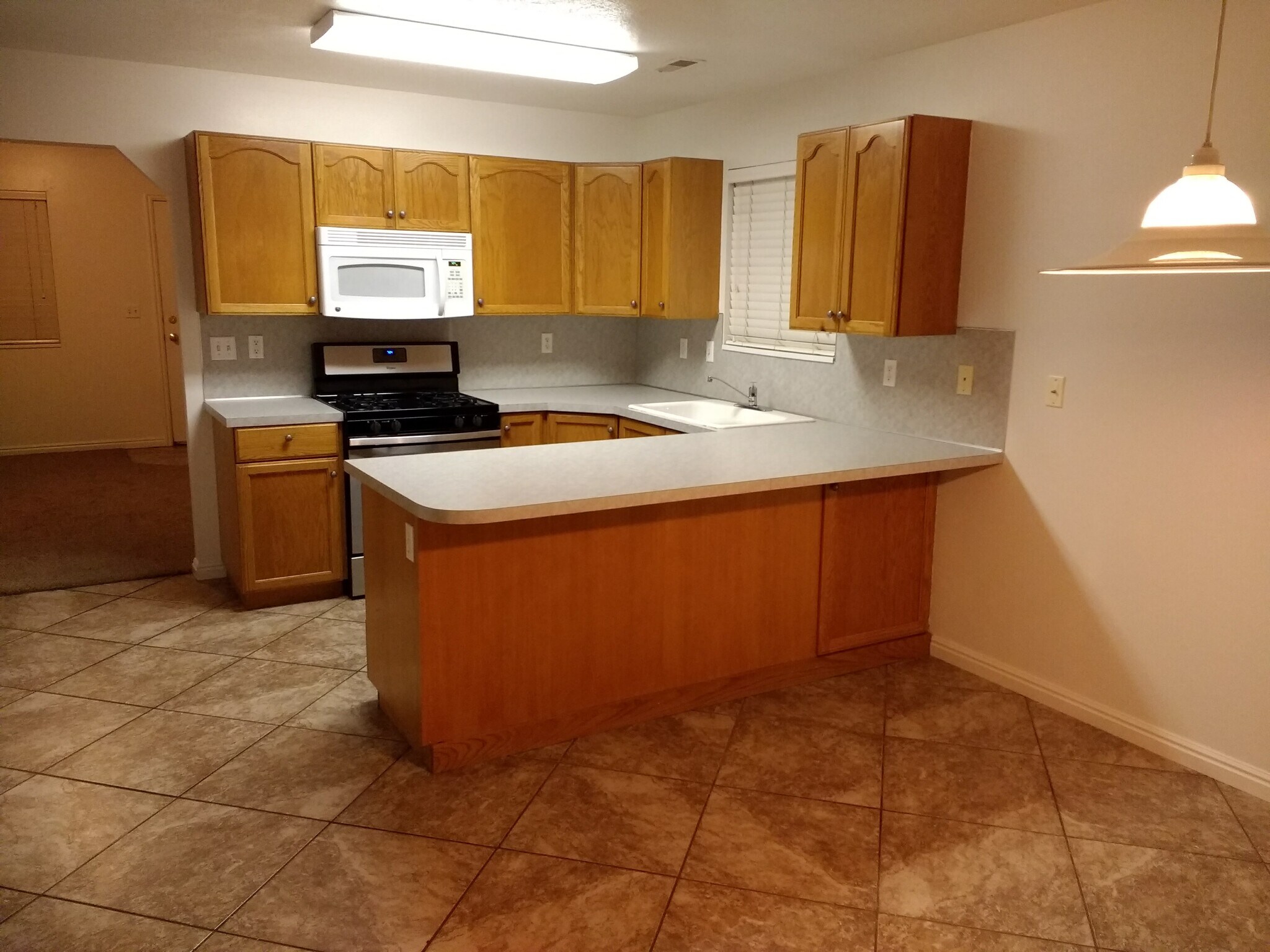Building Photo - 260 W 1395 S