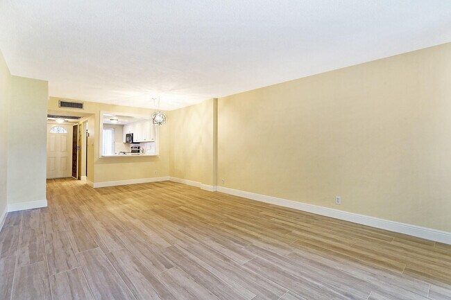 Building Photo - 4500 N Federal Hwy