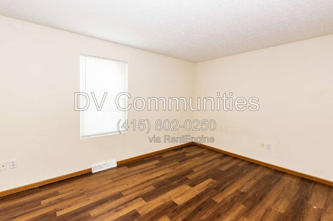 Building Photo - 150 Irondale St