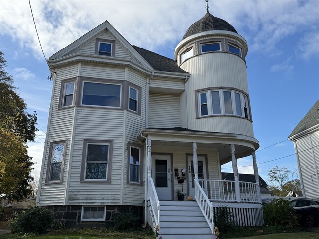 Building Photo - 148 George St