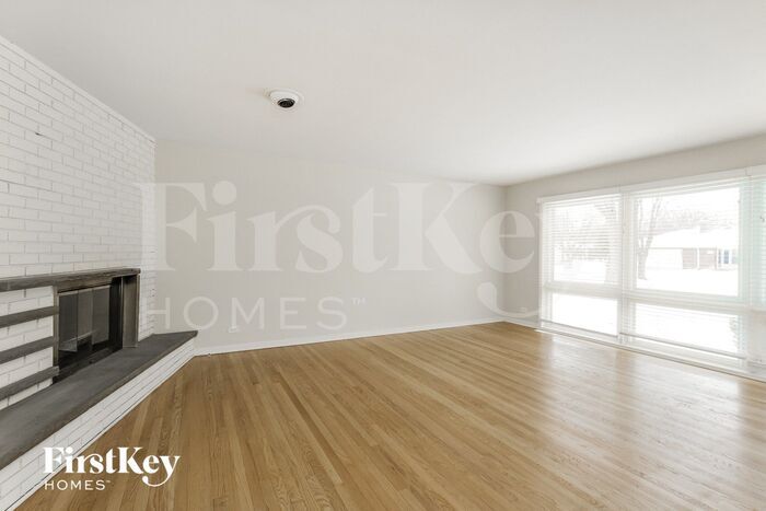 Building Photo - 848 Braemar Rd