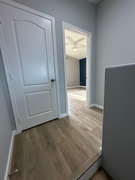 Building Photo - 17610 N 17th Pl