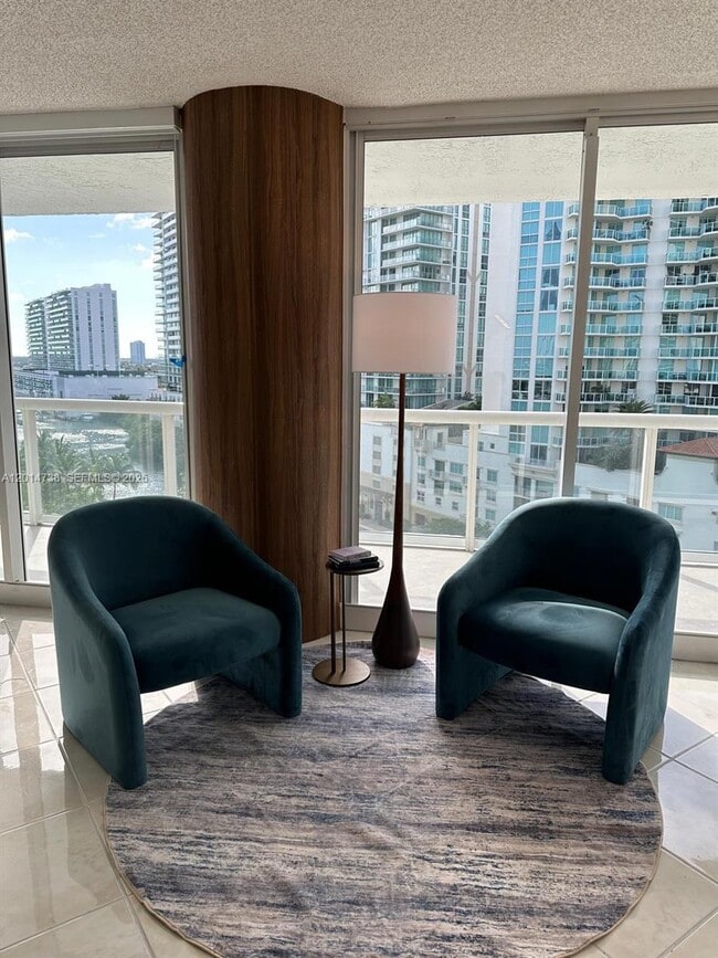 Building Photo - 16400 Collins Ave