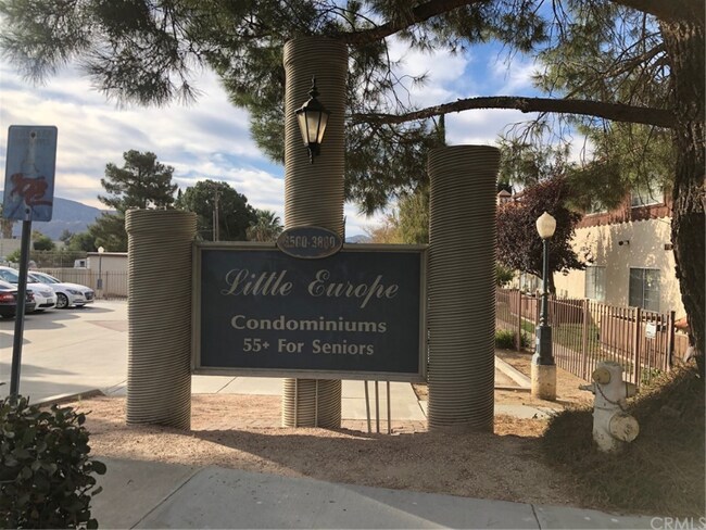 Building Photo - 3802 W Jacinto View Rd