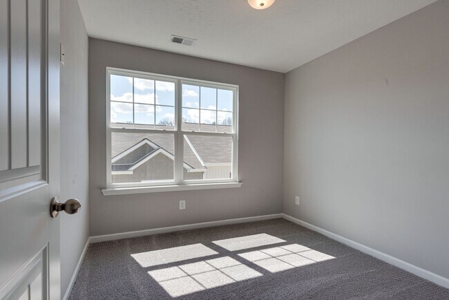 Building Photo - 305 Moshe Feder Wy