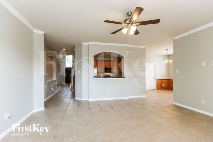 Building Photo - 1002 Alp Springs Ln