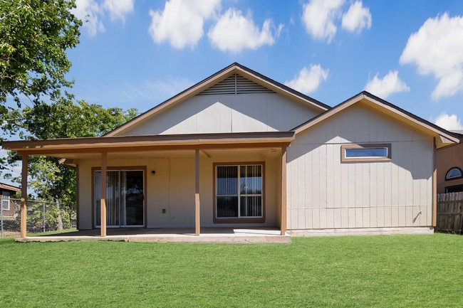 Building Photo - 3702 Valley Forge Dr