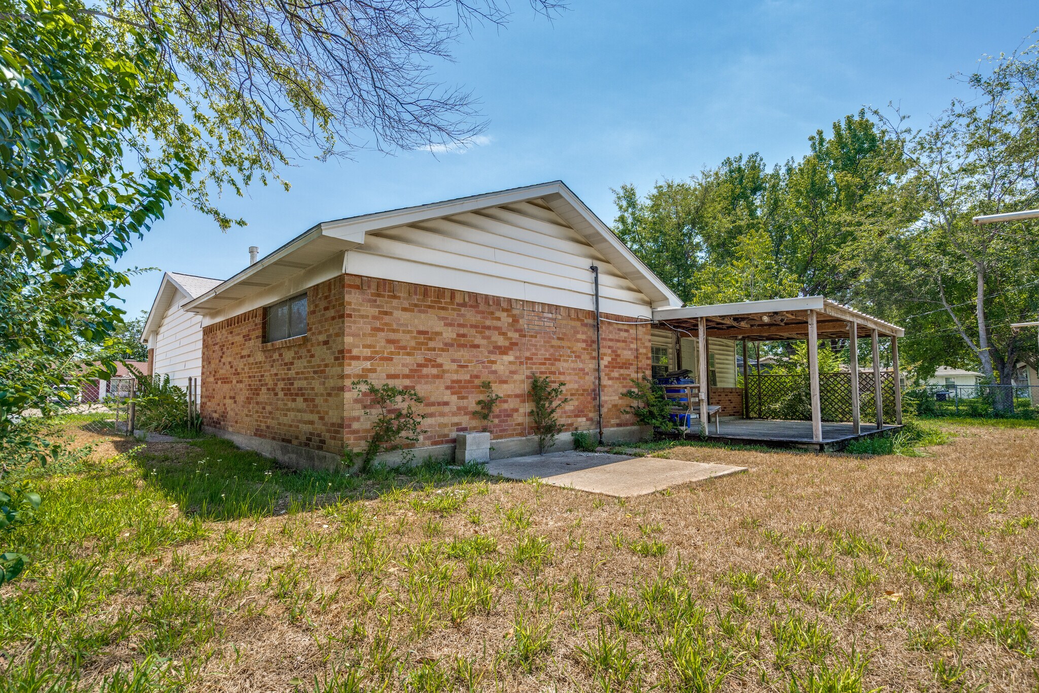 Building Photo - 13809 Janwood Ln