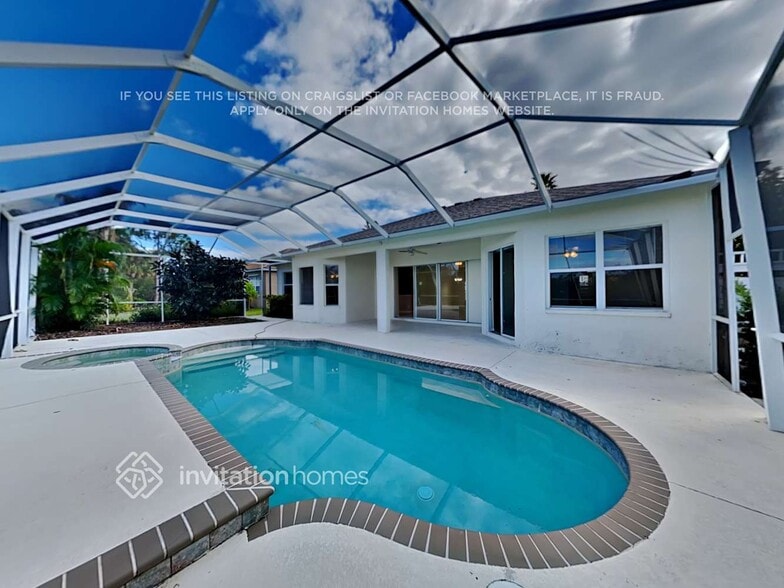 Building Photo - 692 Stillwater Ct