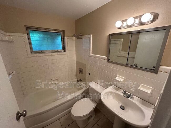 Building Photo - 4187 Cordell Dr