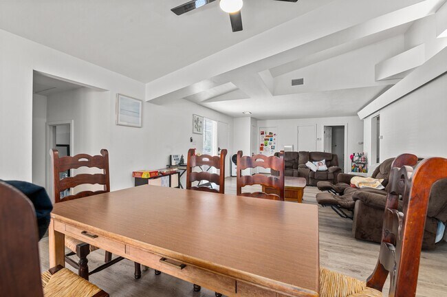 Building Photo - 5318 Redding Rd