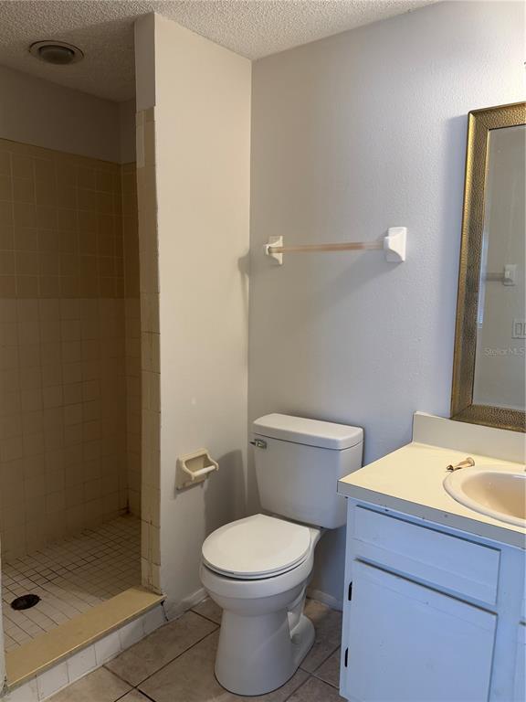 Building Photo - 4911 Silver Oaks Village