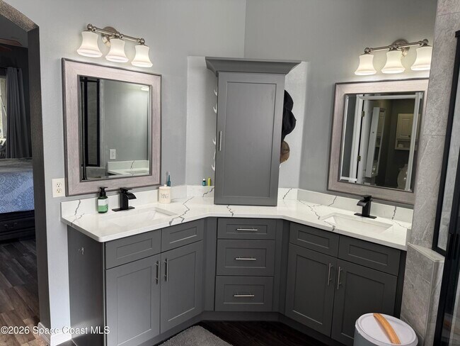 Building Photo - 110 Ridgemont Cir SE