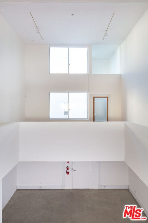 Building Photo - 11 Brooks Ave