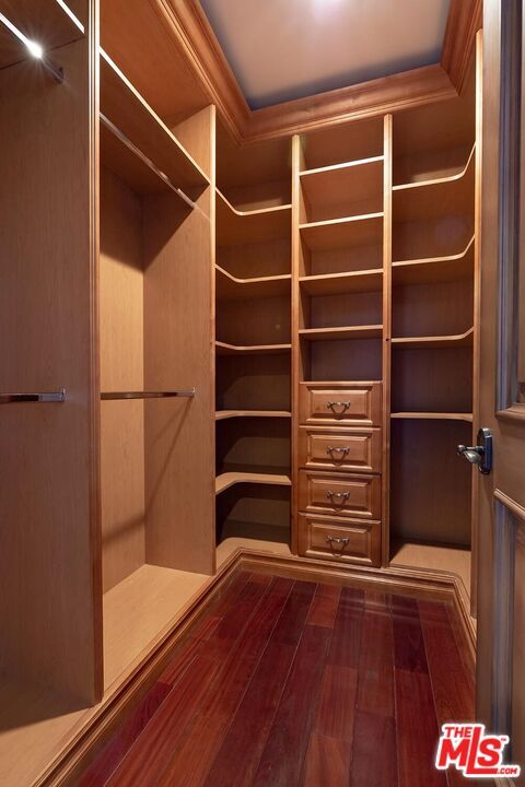 Building Photo - 6127 Rhodes Ave